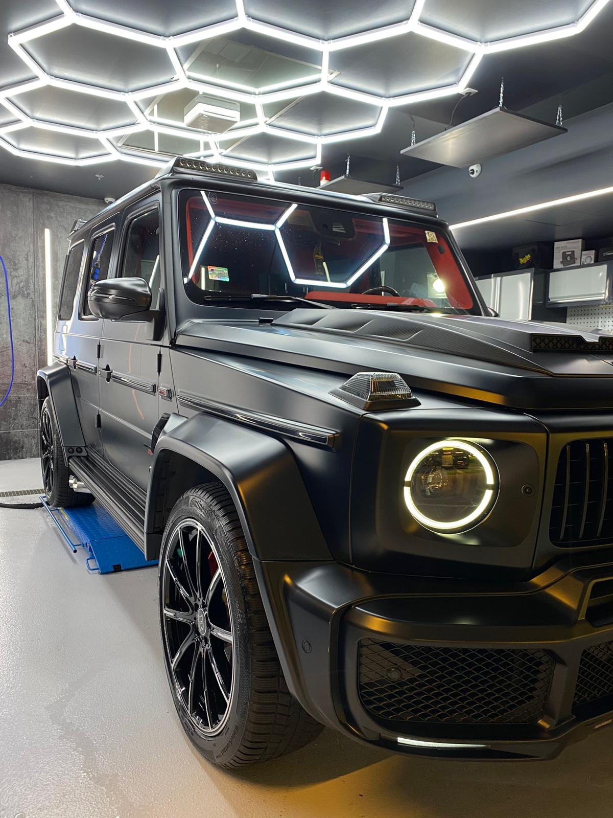 Mercedes G Klasse AMG in schwarz